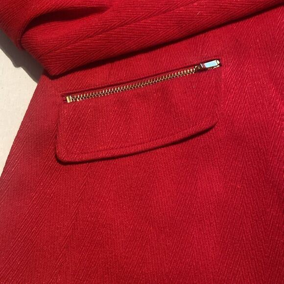 Red blazer exclusively for Mary Kay by twin hill gold hardware size small - Picture 5 of 8